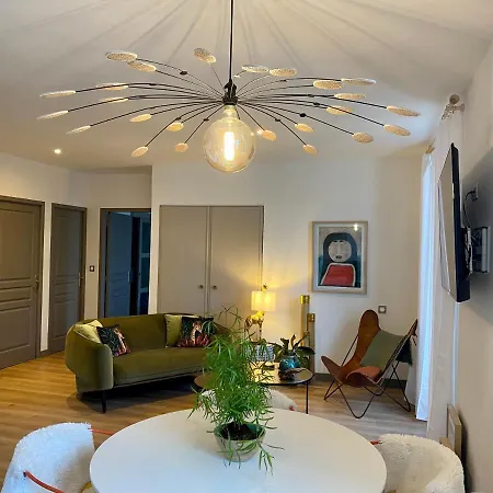 Apartment Coural' Chic